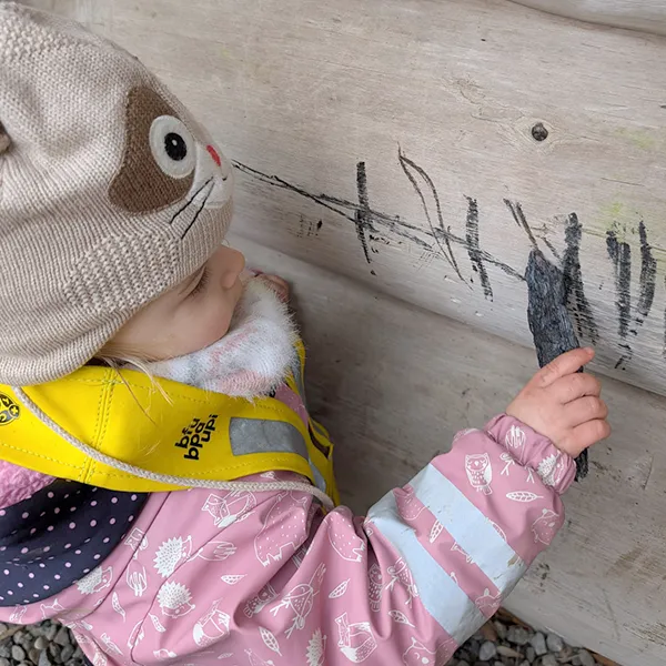 Petits Acrobates Dessin Charbon Enfants Lausanne 02