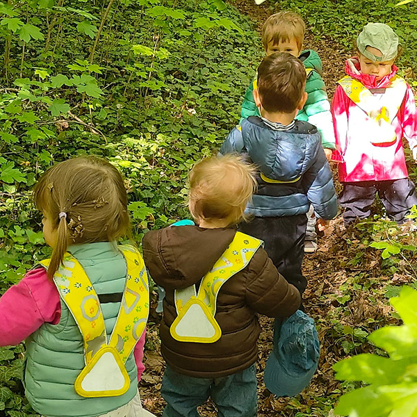 Creche Le Microcosme Sortie Nature Enfants Morges Foret Saint Sulpice 04